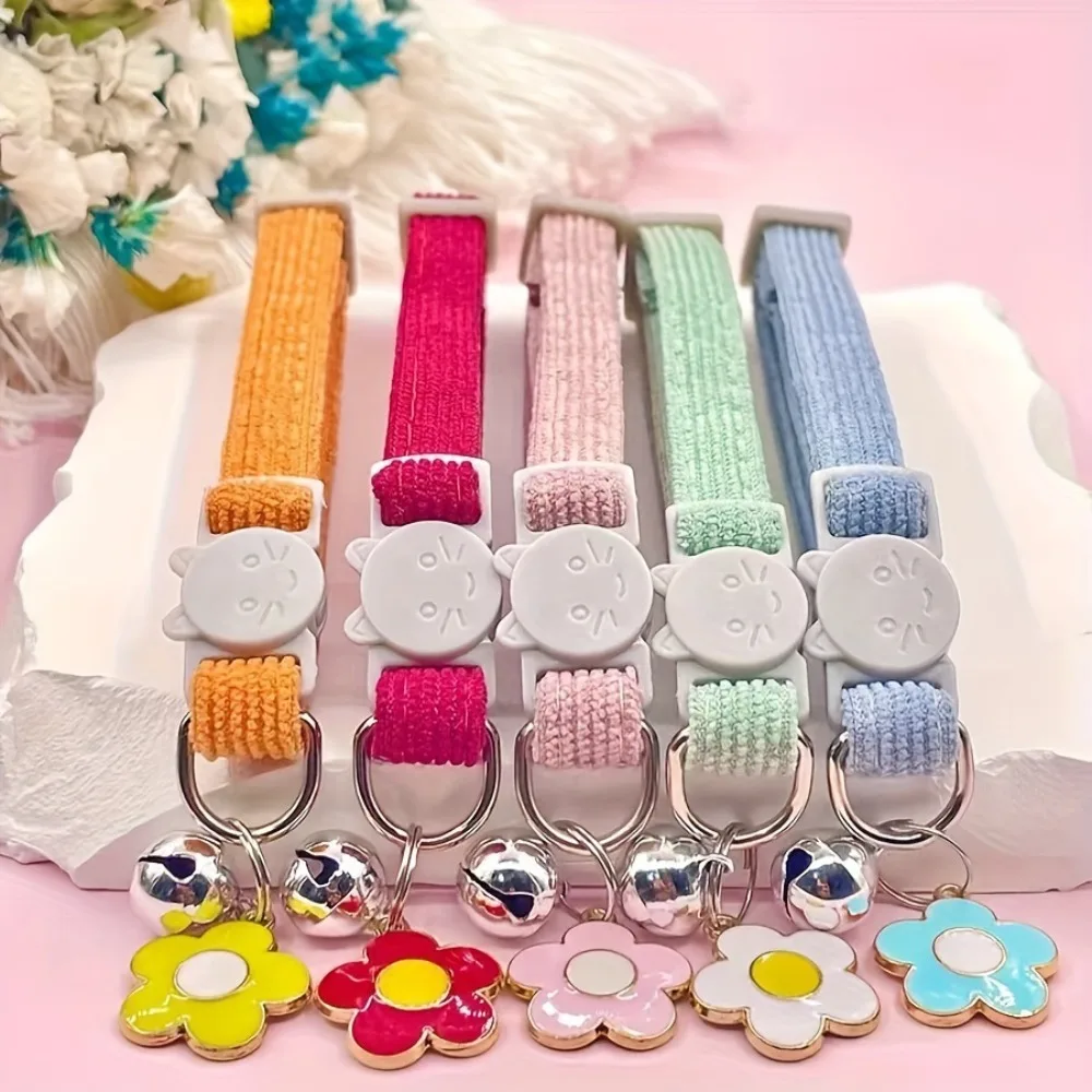 Hochwertiges Katzenhalsband mit Blumenanhänger, Haustierhalsband, verstellbare Sicherheitsschnalle, Anti-Erstickung