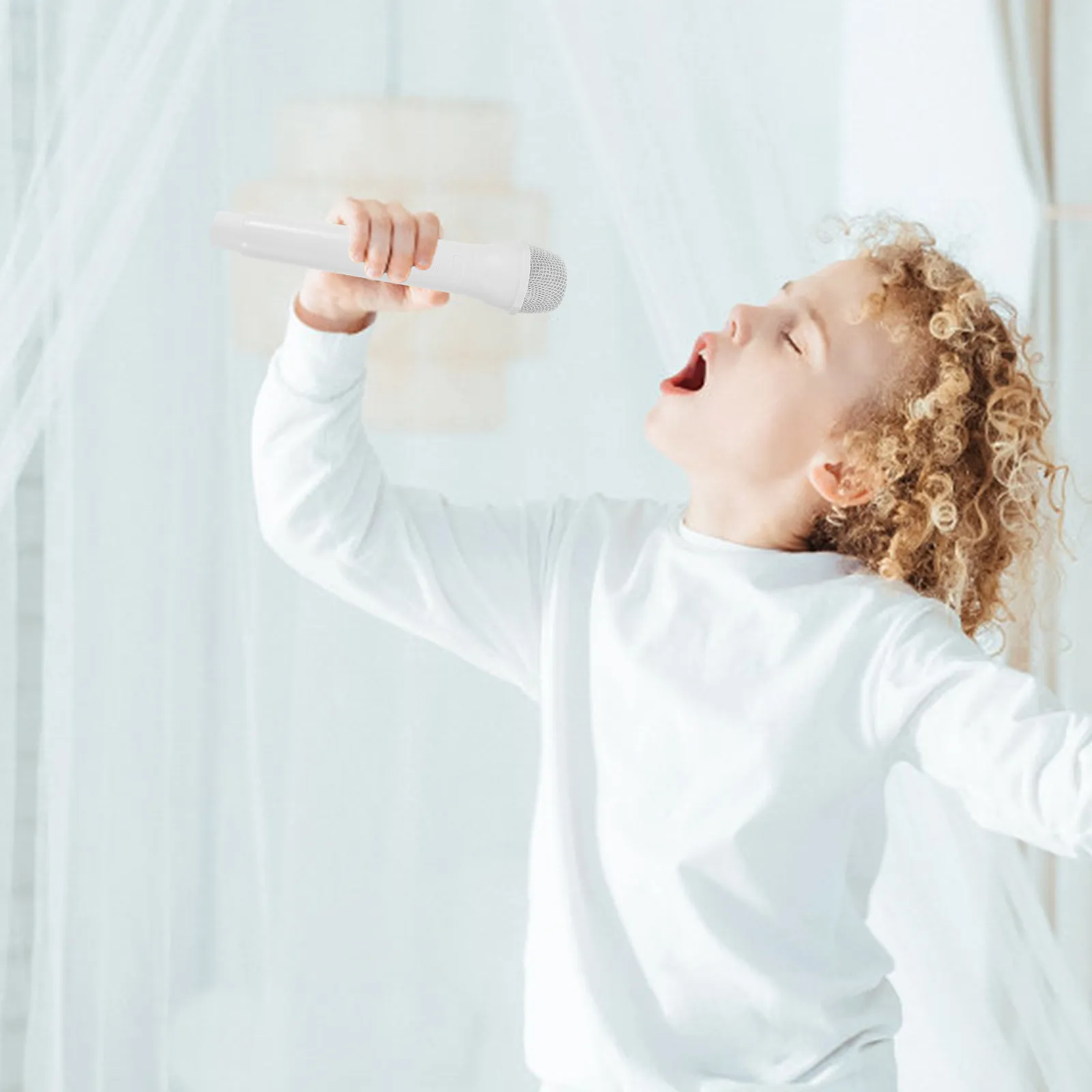 

Набор из 3-х фальшивых микрофонов: универсальные реквизиты для костюмированных мероприятий, сценических выступлений, тренировок и развития уверенности