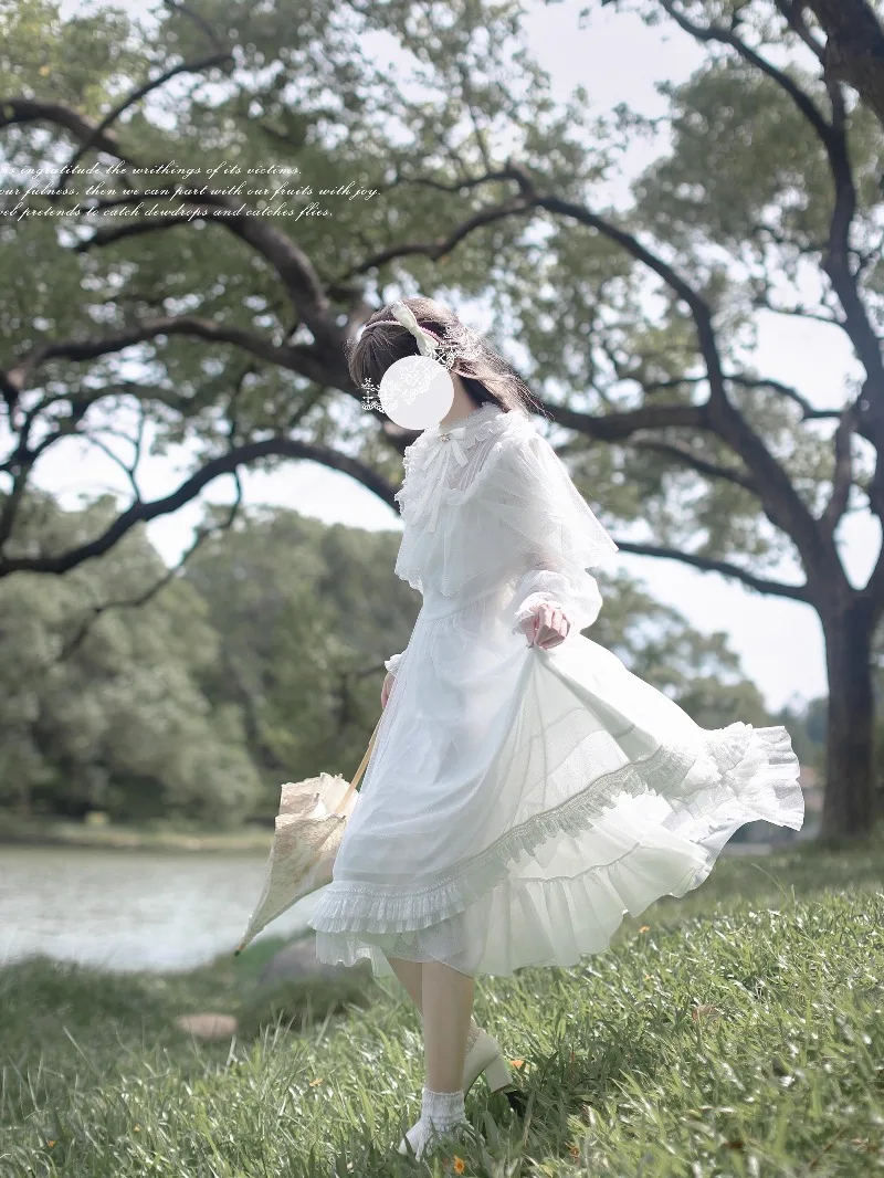 Y2k الأصلي الأبيض النقي الكلاسيكي أنيقة فستان غزل مدبب اليابانية لوليتا نمط الأبيض ضوء القمر كيب شال فساتين طويلة الأكمام