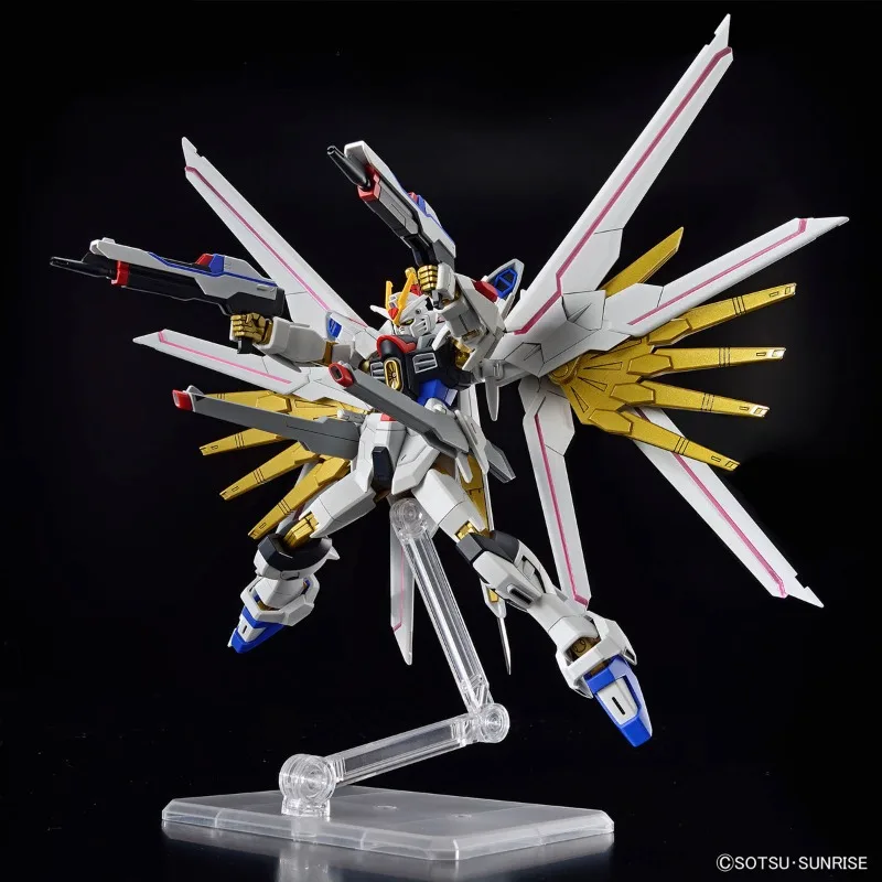 In Stock Genuine Original BANDAI HG ZGMF/A-262PD-P Unusually STRIKE FREEDOM GUNDAM Action Figure Collectible Model Doll Ornament