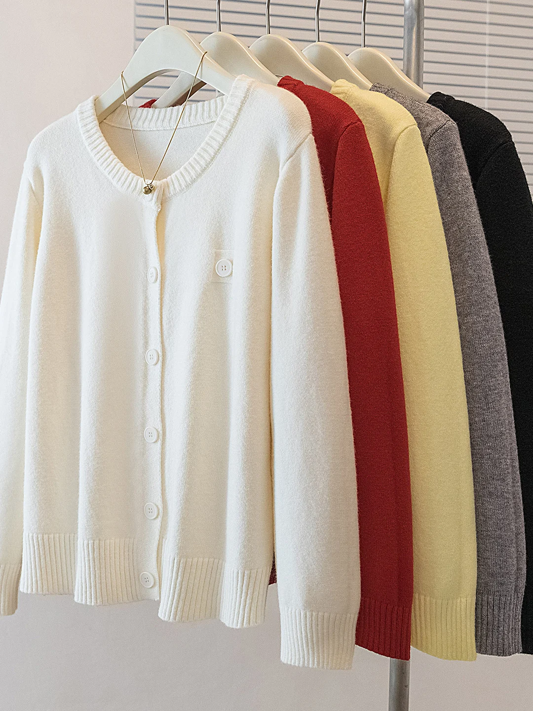 

plus Size Women's Casual Thickened Knitted Sweater round Neck Loose Fit Slimming Style Autumn New Arrival Anti-Aging Fashion