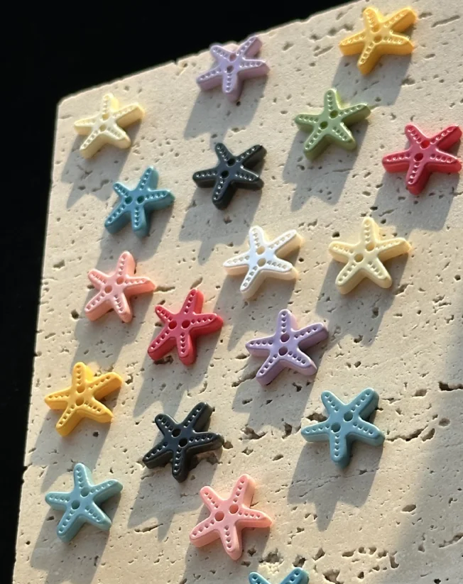 Colorful Cartoon Starfish Children's Buttons Two-Eyed Hand-Sewn for Large Coat And Sweater Kids Fashion Accessory