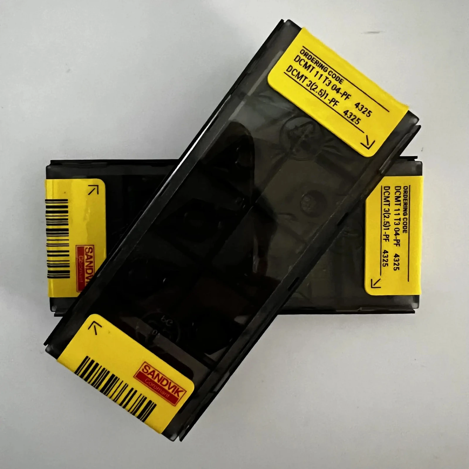 

DCMT11T304-PF 4325 /Original genuine CNC alloy blade 10 PCS