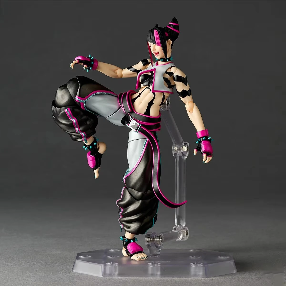 100% Original Kaiyodo Amazing Yamaguchi Revoltech (NR065) Street Fighter 6 Han Juri Anime Figure Action Figure Collection Series view 5