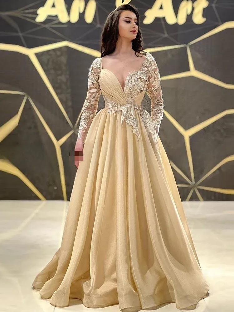 Luxury Gold Lace Appliques 3D Flowers Beadings Prom Dresses Long Sleeves A-Line Formal Evening Dress Wedding Party Gown