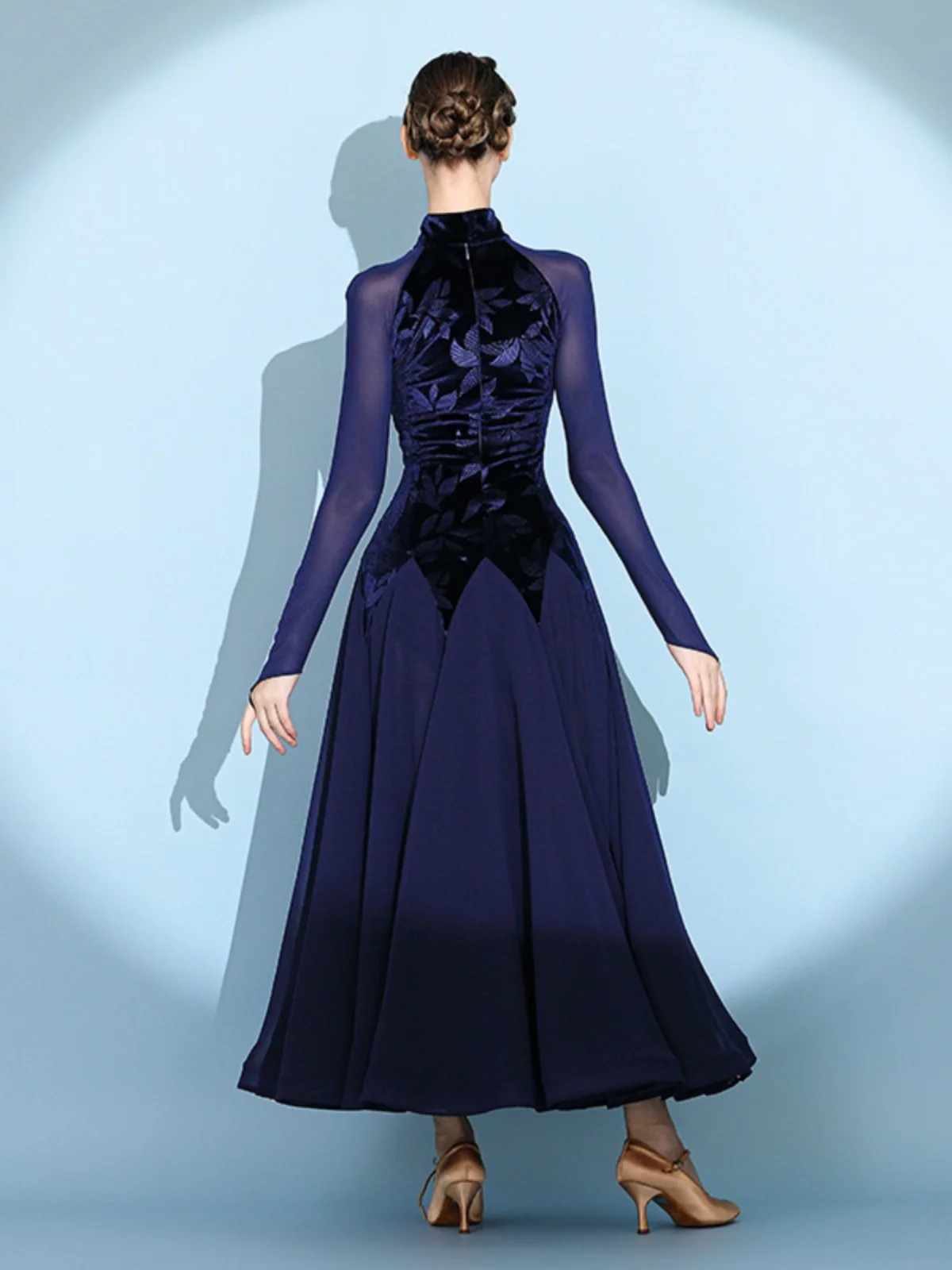 2025 Frau Neues modernes Tanzkleid National Standard Dance Ballroom Dance Walzerkleid 2124