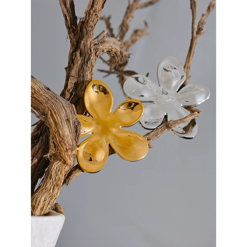 Yhpup Wholesale Stainless Steel Flower Metal Brooches Gold Silver Color Waterproof Real Gold Plated Fashion Jewelry for Women