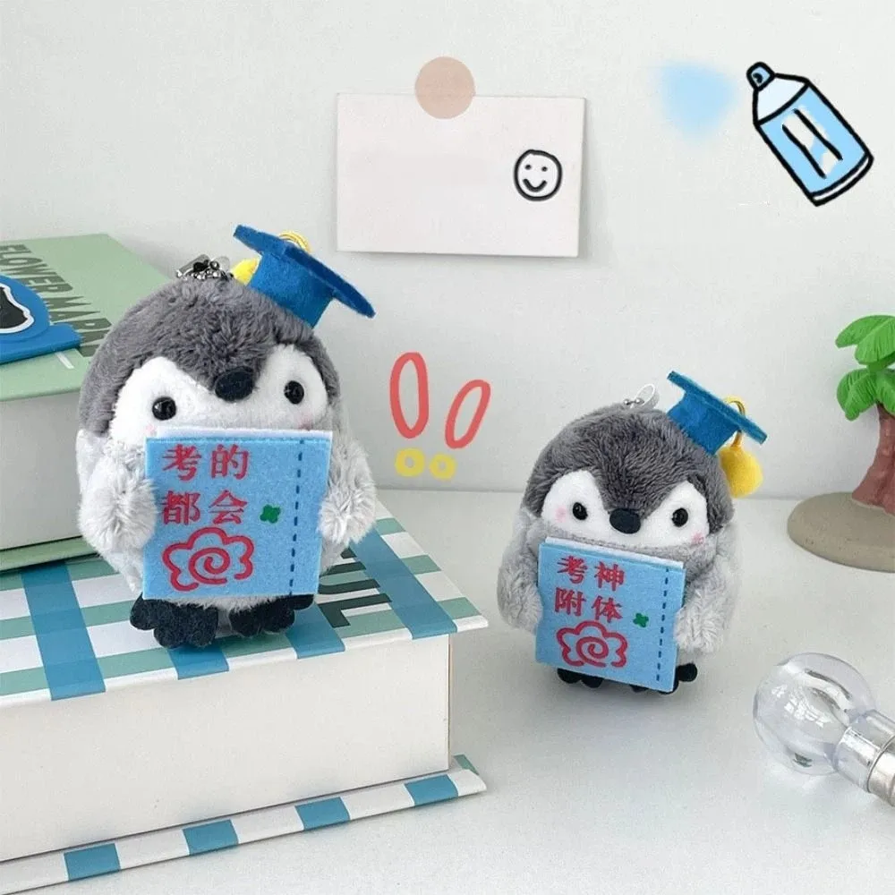 Leuke cartoon pinguïn sleutelhanger zachte toeristische hoed dier knuffeldier thema creatief ontwerp sleutelhanger tas hanger