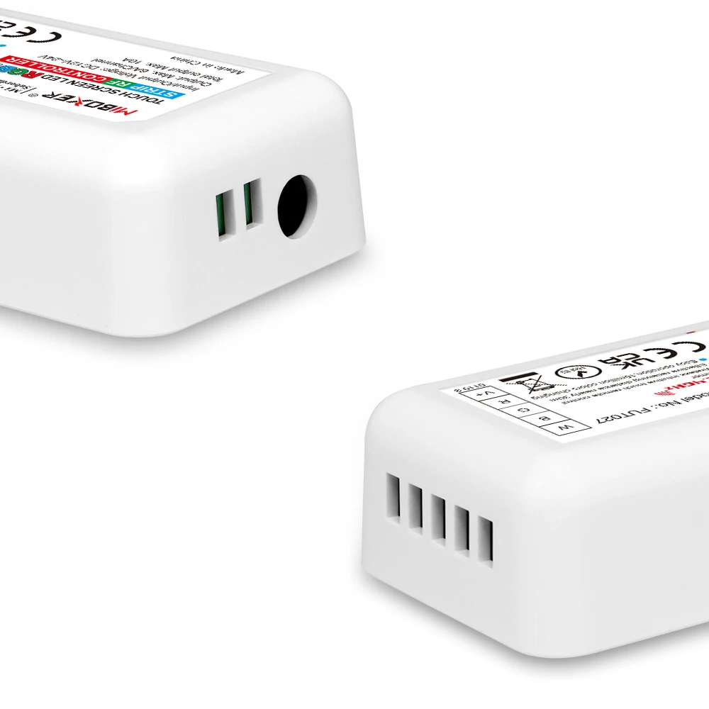 Ata boxer FUT027 DC12-24V 2.4GHzRF Tactile RGBW Luminosité et saturation contrôlable réglable Contrôleur Dim pour Bande Led/FCOB