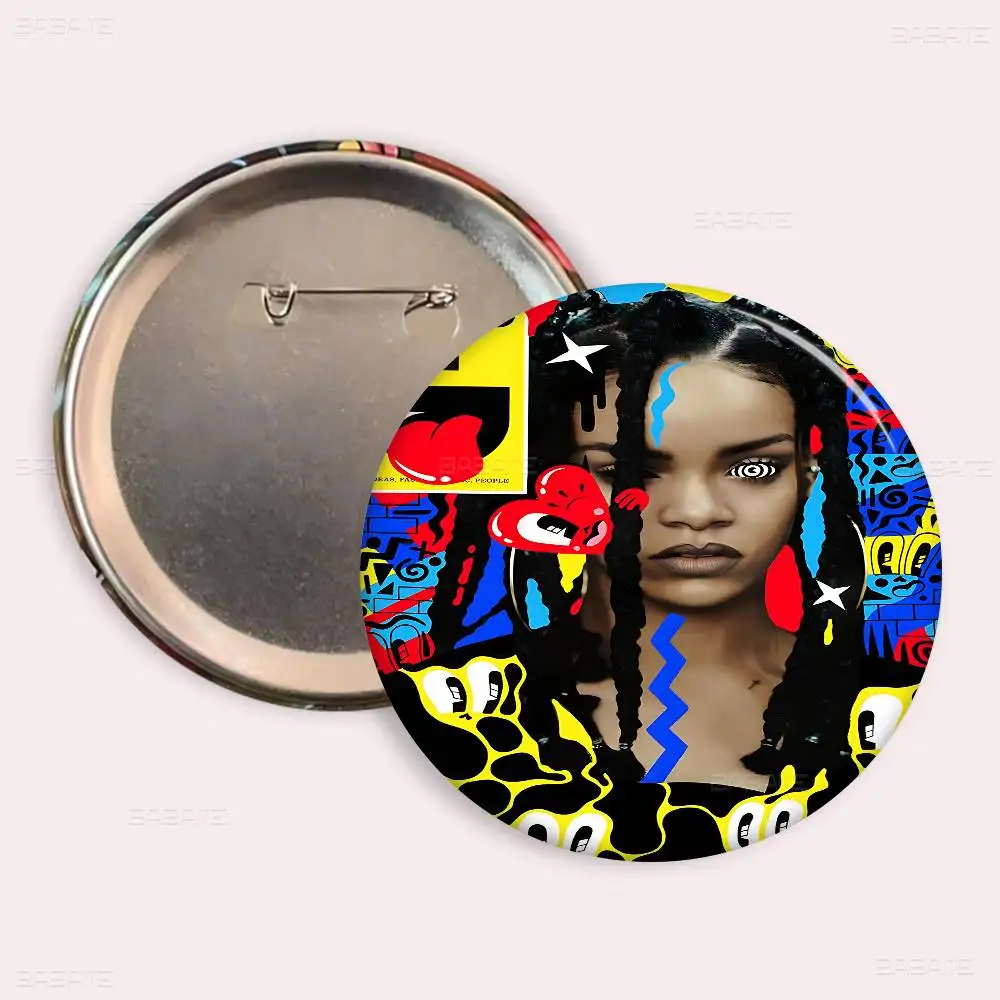 Hot Singer R-RIHANNAS Customizable Soft Button Pin For Women Creative Jewelry Funny Badge Cartoon Lover Hat