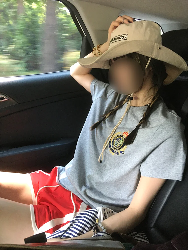 

MONA 00% хлопковая повседневная универсальная футболка для женщин, маленький размер, летняя новинка, уличный стиль, асимметричный свободный крой, круглый вырез...