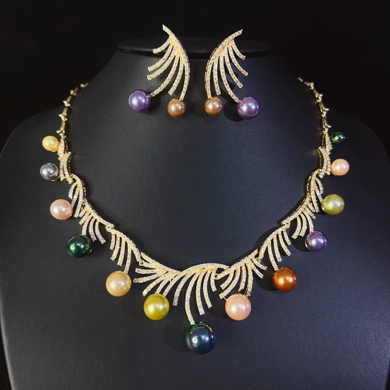 New Deluxe Everyday Sparkling Colorful Pearl Necklace and Earring Set for Middle Eastern Women Wedding Bridal Ball Gift M-1153