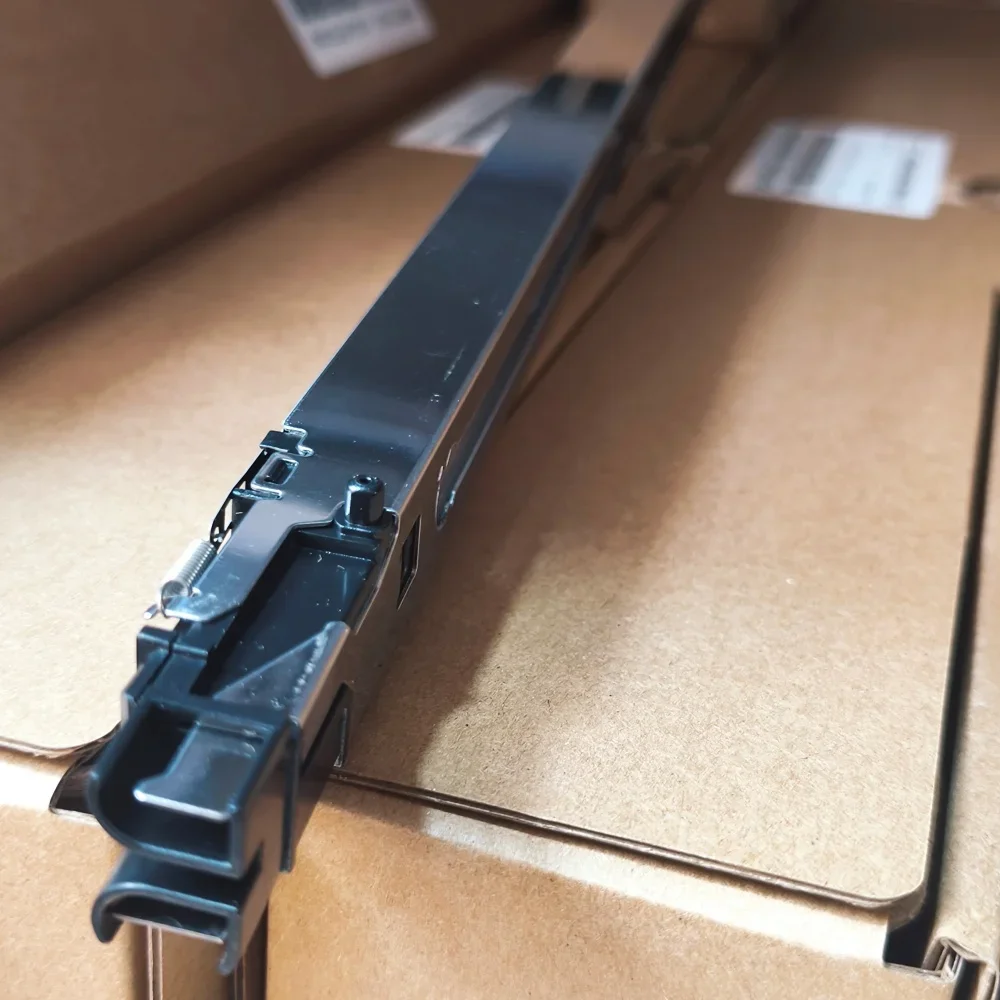 

A50UR70323 Main Charger Corona Unit Assembly For Konica Minolta Bizhub C1060 1070 2060 2070 C1060L 1070L 2060L A50U-5173-00