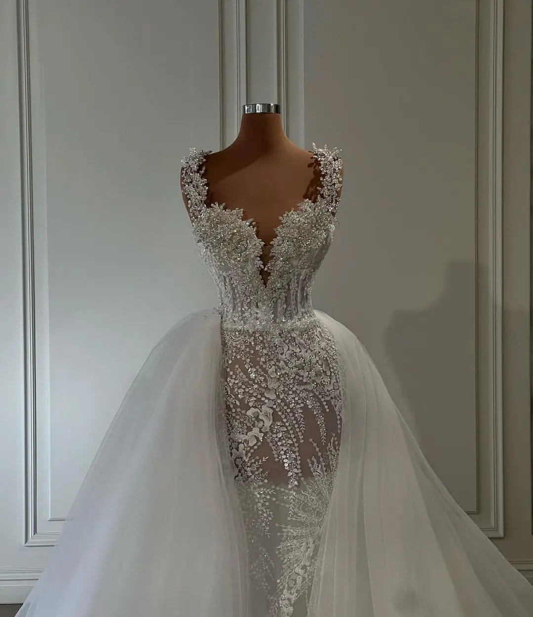 Squisiti abiti da sposa a sirena senza maniche con scollo a V cinghie paillettes Appliques pizzo staccabile treno abiti da sposa Vestina De Novia