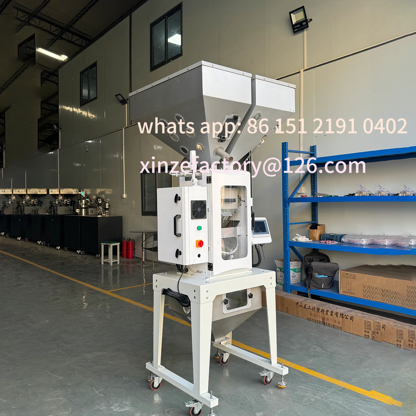 Estrusore dosatore multicomponente personalizzabile per macchina per stampaggio a iniezione ad alta precisione