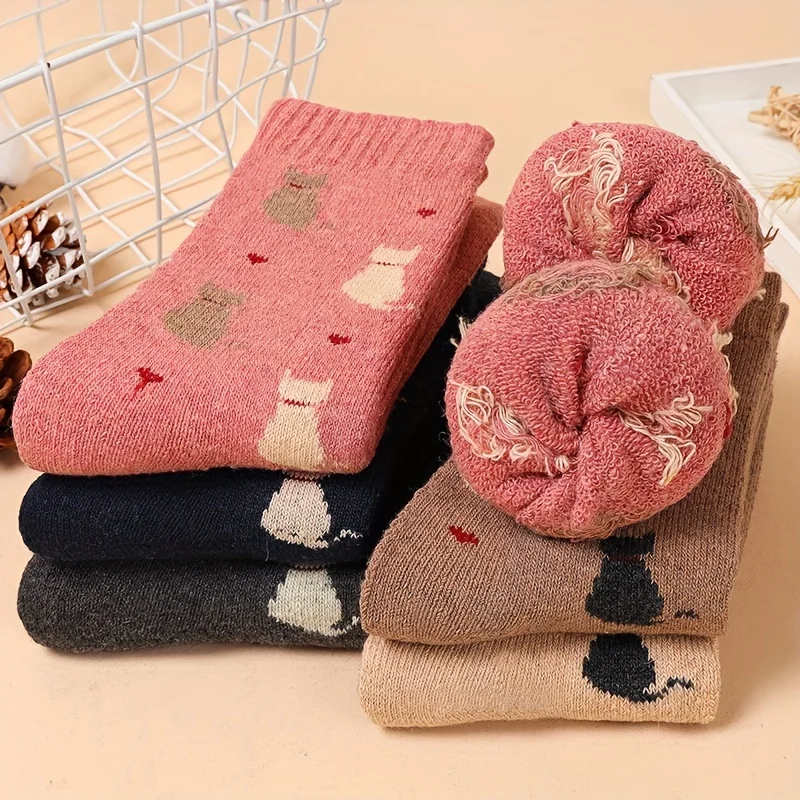 5 أزواج الخريف/الشتاء المرأة لطيف الكرتون القط نمط مطبوعة تنوعا لينة ومريحة منتصف أنبوب الصوف حلقة الجوارب #4