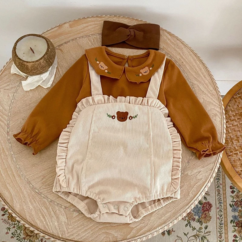 Autumn New Baby Clothing, 0-4 Year Old Female Baby, Small Bear Rusty Flower Collar Top+Strap with Mushroom Edge 2-piece Set