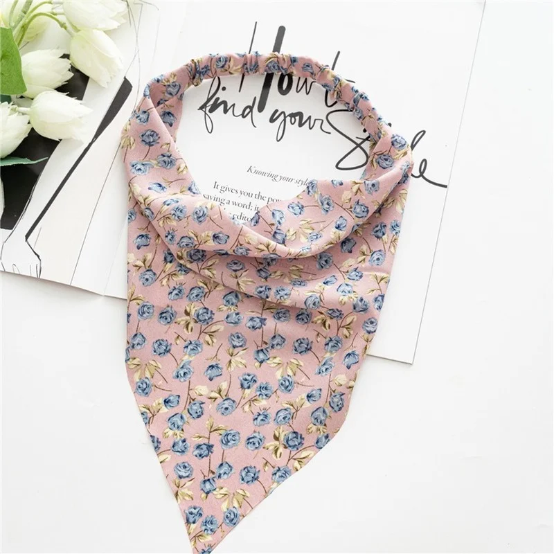 

Floral Print Hairscarfs for Women Girl Bohemia Triangle Bandanas Scrunchies Hairscarf Elastic Hair Bands Hair Accessories