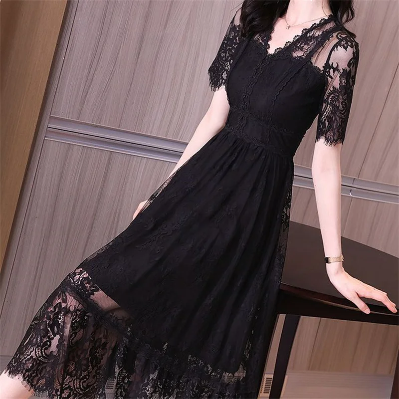 

2024 Summer Women's Dress Temperament New Dress Fashionable Slim Fit Black Slimming Lace Mid Length V-neck Female A-line Skirt