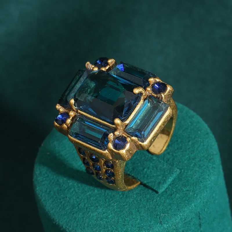 

Vintage Rectangle Blue Square Crystal Geometric Gold Color Black Rhinestone Antique Jewelry Rings Accessories for Women Luxury