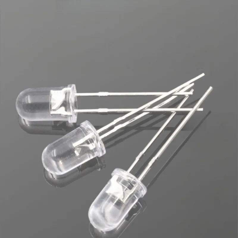 لمبة إضاءة LED بيضاء مستديرة مقاس 5 مم من النوع F5 منتشر، رصاص قصير مع قاعدة شفة، تركيب DIP من خلال الفتحة (عبوة من 100 قطعة)