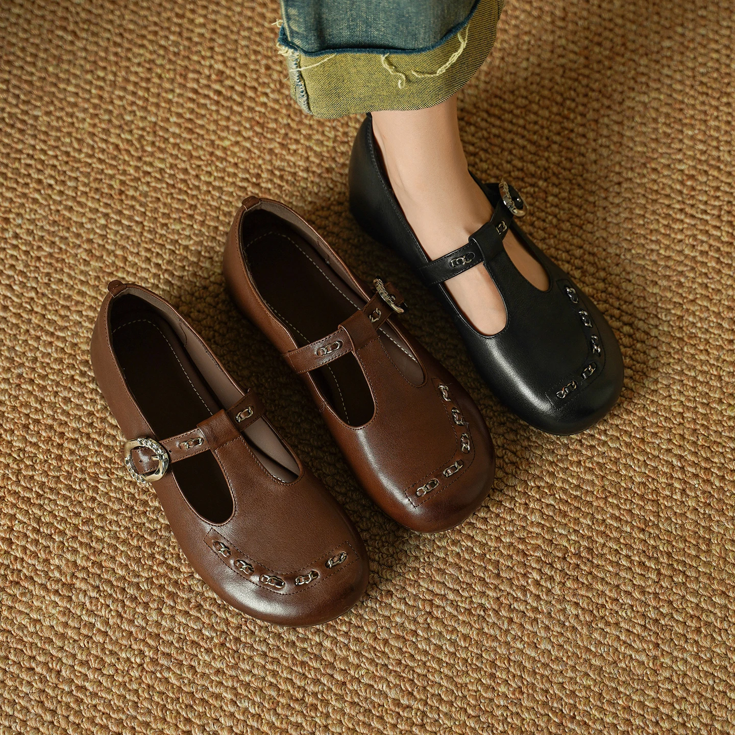 2026 new spring autumn women pumps natural leather 22-25cm cowhide+sheepskin round toe t-buckle round heel women shoes fashion