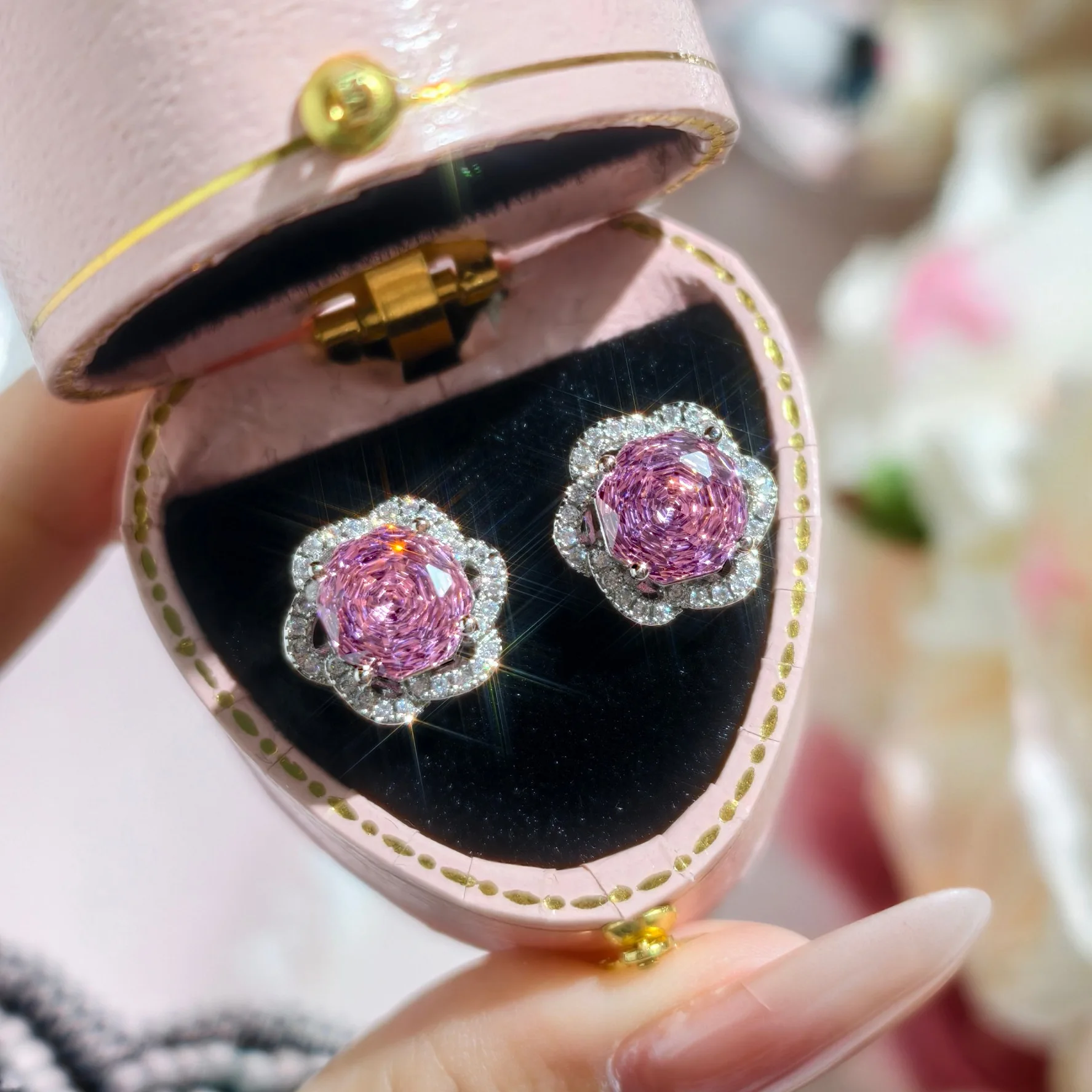 

Shiny Crystal Pink Flower Earrings For Lady Piercing Ear Accessories Trendy S925 Stud Earrings Women Jewelry