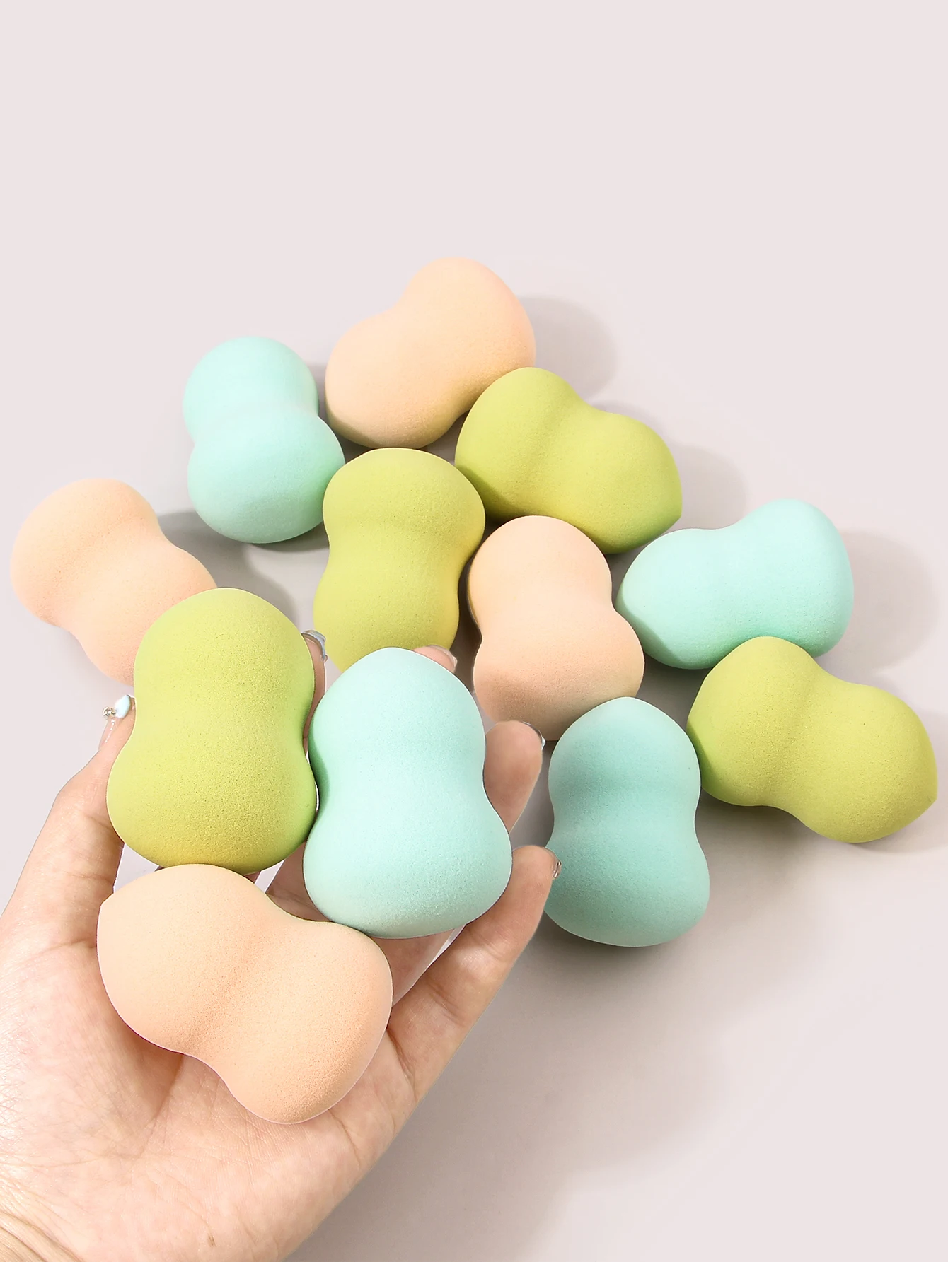 خلاط تجميل متوسط الحجم ، إسفنجة مكياج متعددة الألوان ، للحصول على سائل مثالي ، كريم ، بودرة ، غير لاتكس ، 12 +