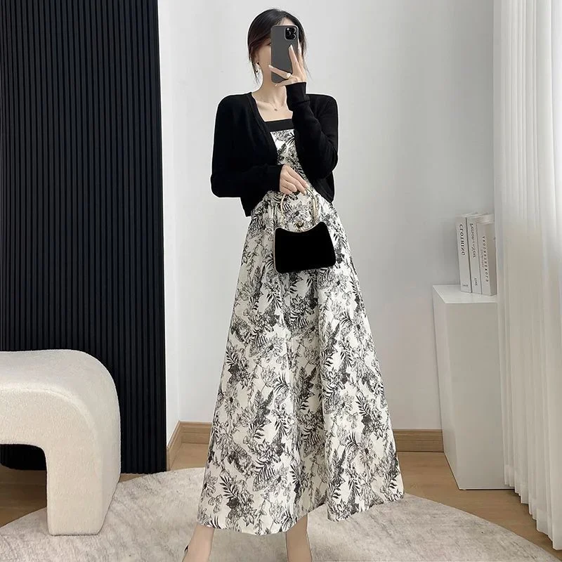 

Women's Spring Summer New Women Black Slim Knit Short Top Sling Dress Two Piece Suit Lady Graceful Print Camisole Crop Top Sets