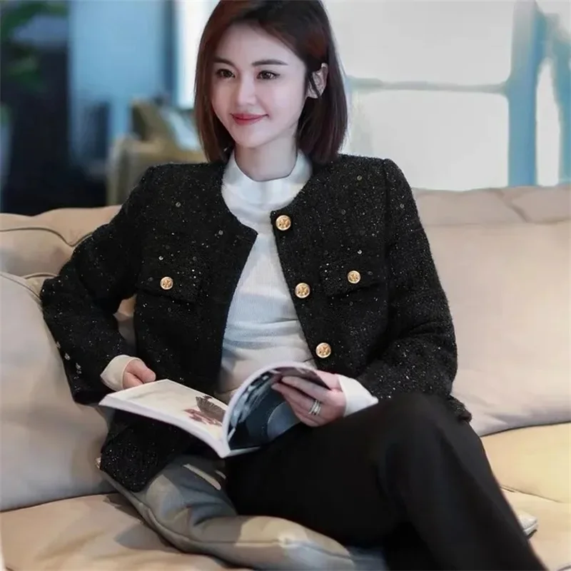 

Черная блестящая весенне-осенняя куртка-пальто для женщин, новинка 2026 года, в стиле «Маленький аромат», корейский стиль, пользуется высоким спросом