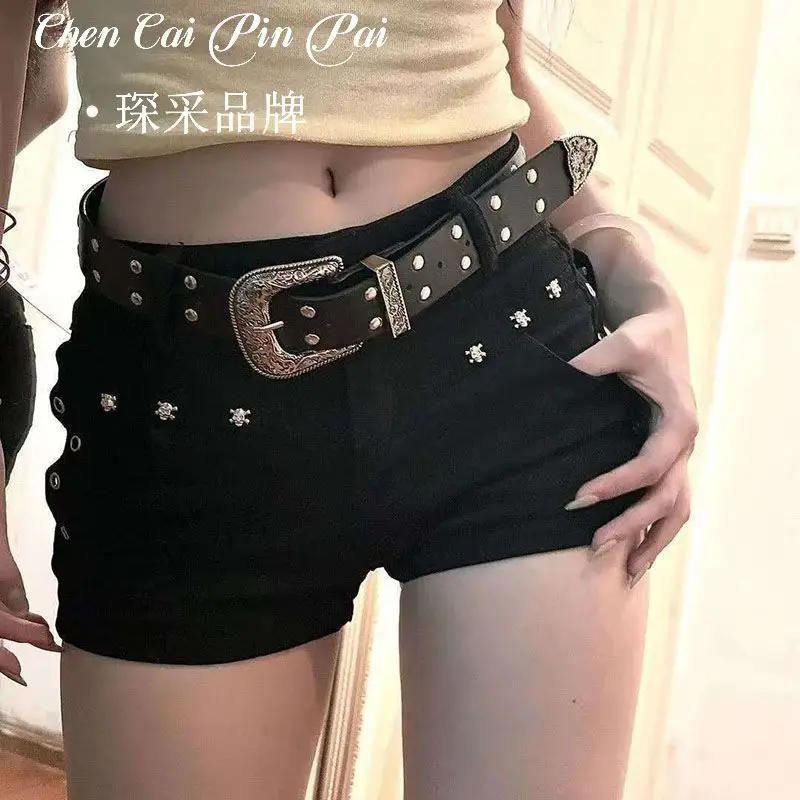 Gothic Shorts American Edgy Y2K Skinny Black Jeans with Studs Designer Denim Hot Pants for Women Low-Rise Slimming Shorts