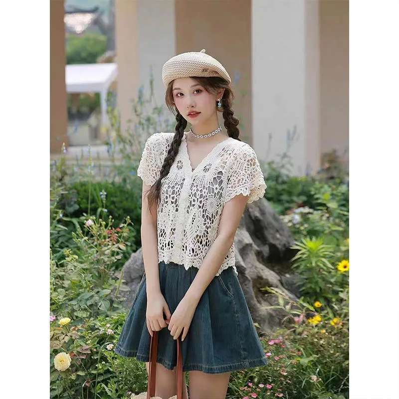 Women Clothing Korean Version Solid Y2k Short Sleeve Shirts Summer Fashion Casual Hook Flower Hollow V-neck Cardigan Chic Tops