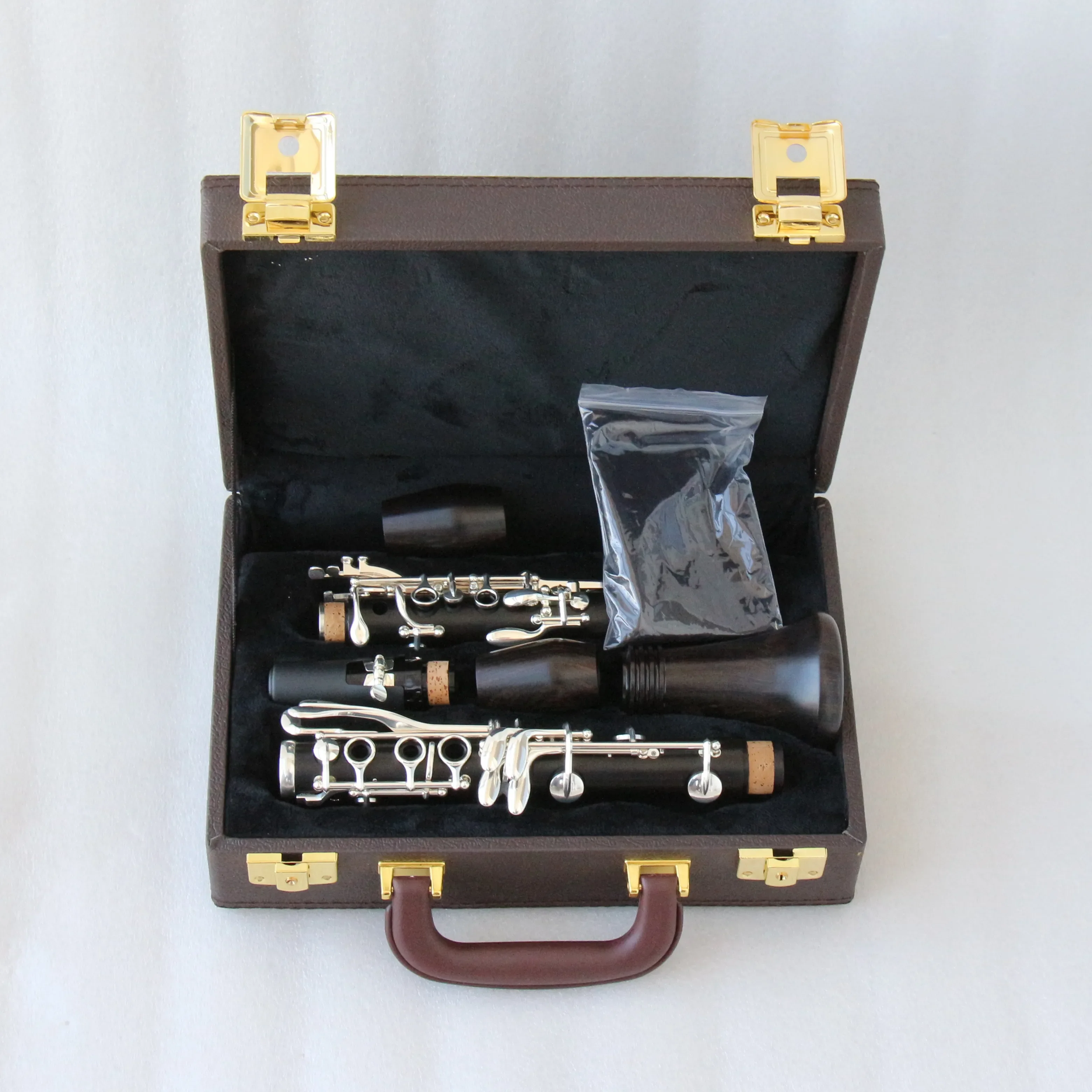 High Quality Ebony Body Clarinet 17 Keys Clarinet Silver Plated Professional Clarinet