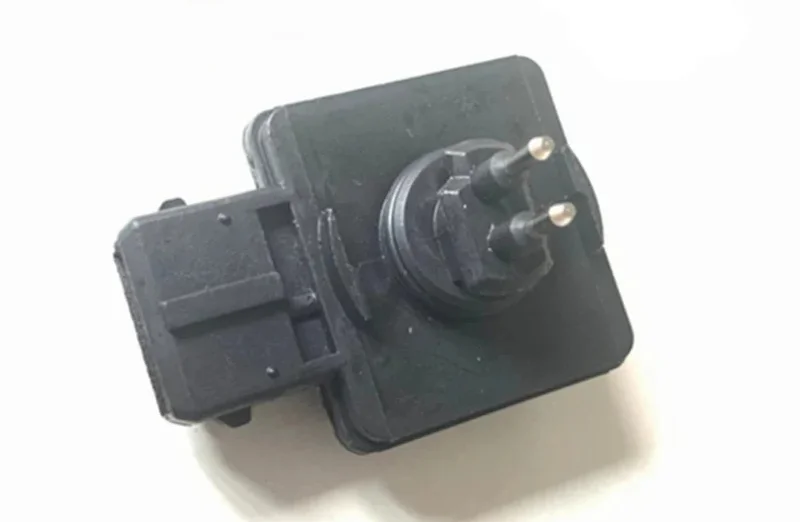 

Новый датчик уровня расширительного бачка охлаждающей жидкости для Peugeot Partner 3008 Psa 9646901580 63299059 9609955680 1306j0 1306c3 1306ce