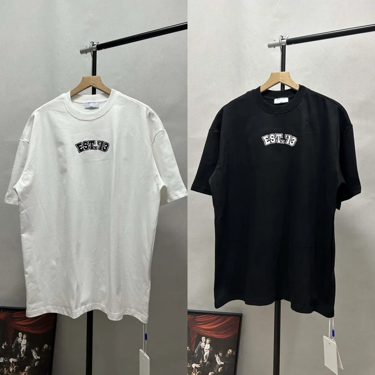 

Fashion Abloh EST 13 Embroidery T shirt Full Logos Printed On Back High Quality Men's tees Oversized Cotton T shirt Unisex