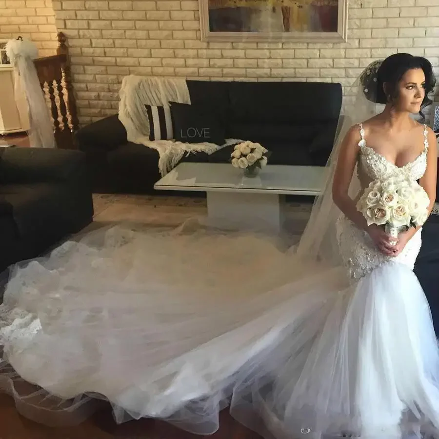 Sereia rendas pérolas vestidos de casamento 2022 trem varredura cabido alças espaguete plus size país africano vestido noiva sem costas