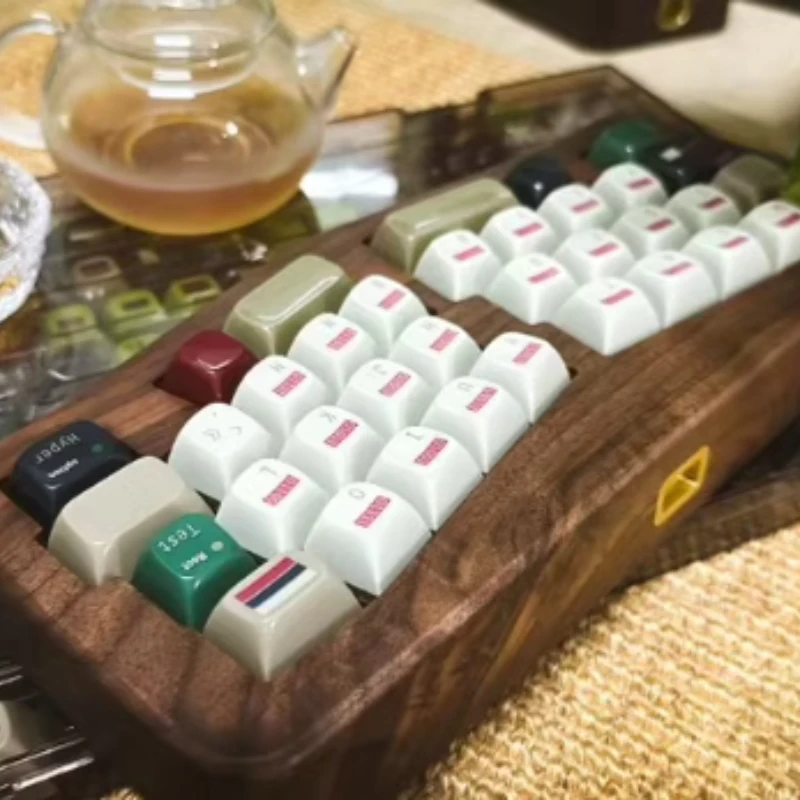 Qaz Alice Walnut 46keycaps Kit Keyboard Mekanis Pelat FR4 Kustom Tombol Perubahan Lotlab Hot-swap Bluetooth Berkabel untuk Set Tangan