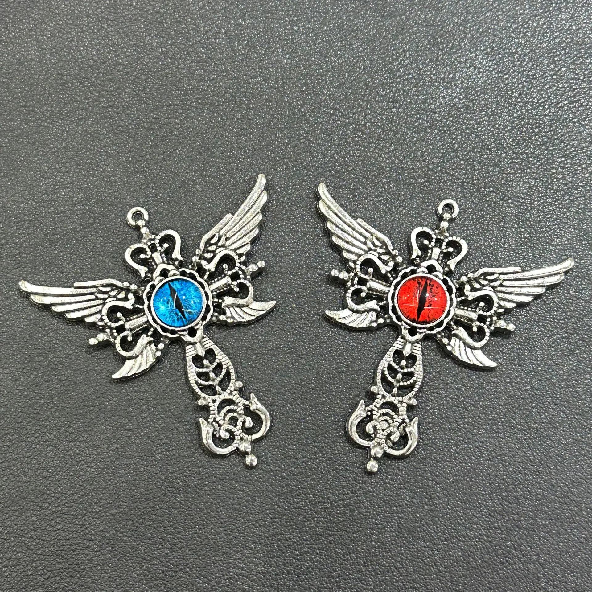 10/30PCS Blue Devil Eyes and Wings Pendant Jewelry Creative Devil Wings Cross Necklace Pendant