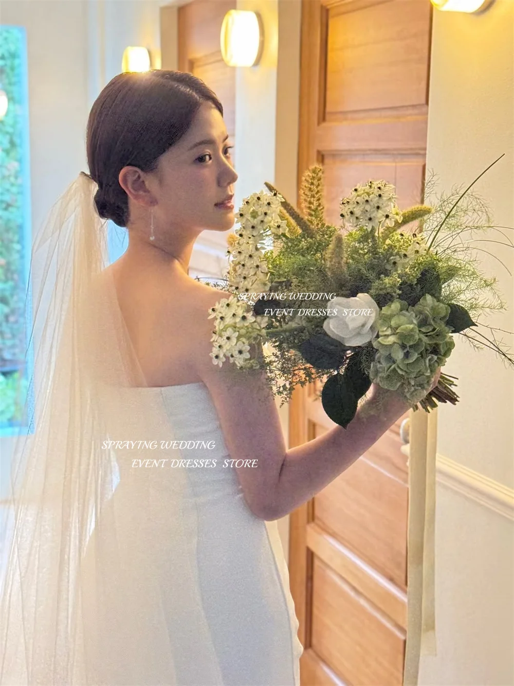 ชุดแต่งงานทรงเมอร์เมดสีไอวอรี่แบบสเปรย์  ชุดถ่ายภาพสไตล์เกาหลี  แบบไร้สาย ไร้แขน  ชุดเจ้าสาวทรงคอร์เซ็ท  สามารถสั่งตัดได้  웨딩드레스 2026