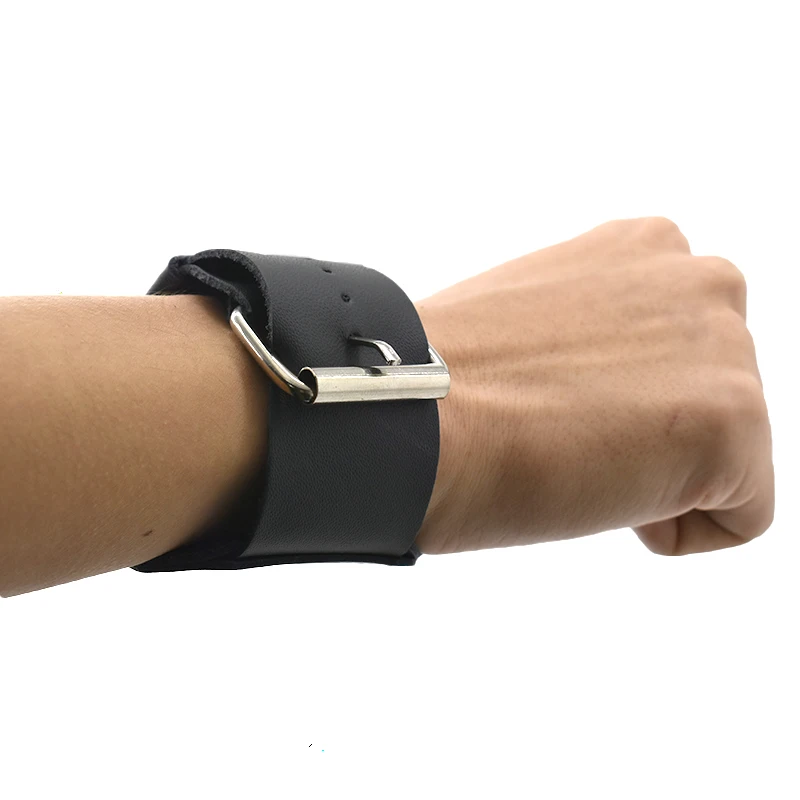 Entry Level Fishing Reel Guard Outdoor Fishing Reel Accessories Multi-function Wrist Guard High Quality Leather Material