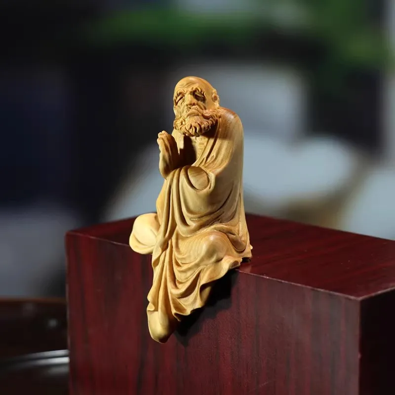 Bodhidharma in Your Palm Boxwood Handheld Sculpture for Tea Table
