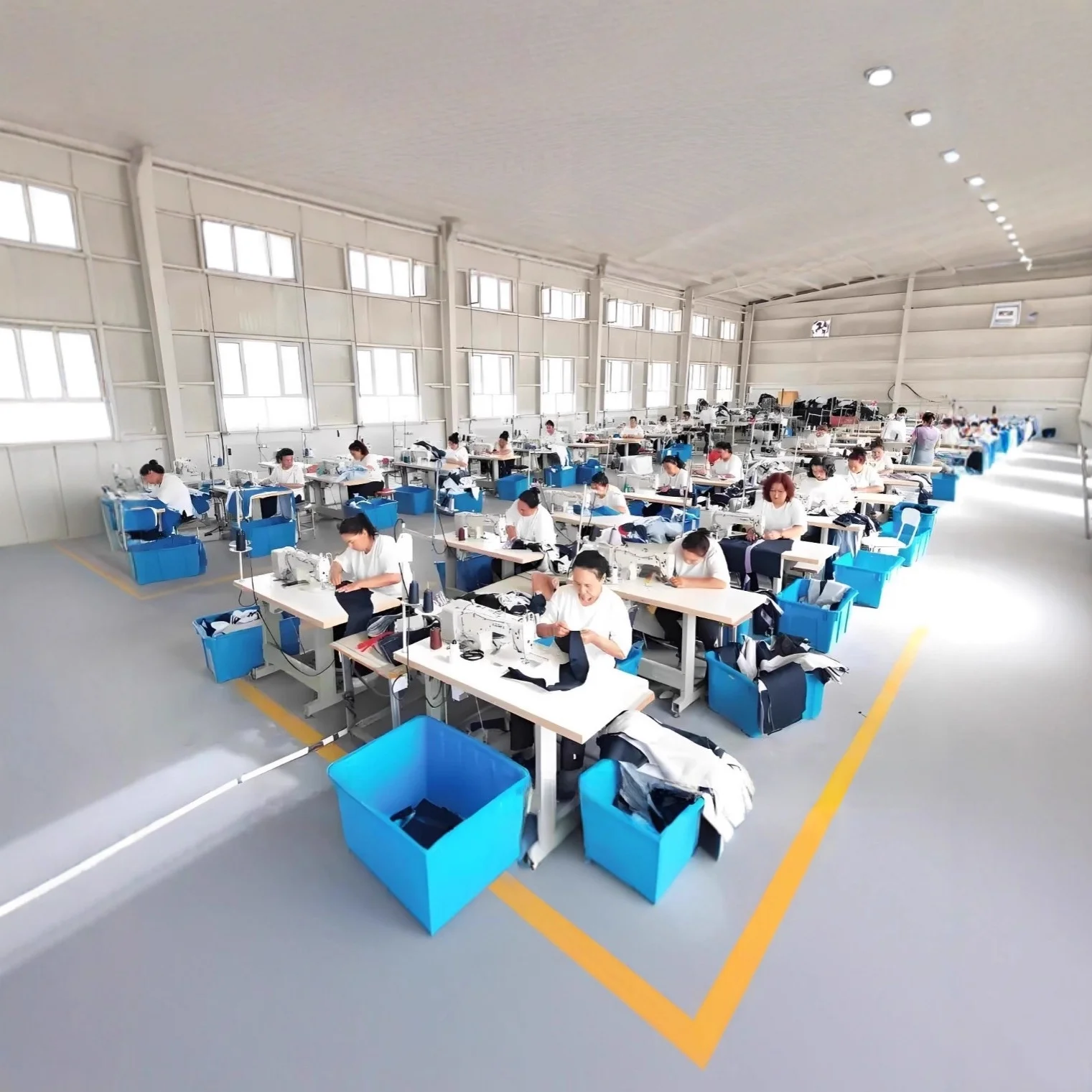 블랙 노치 칼라 벨트 가죽 윈드 브레이커 재킷 여성 패션 가을 신상품 유럽 및 미국 스타일 코트