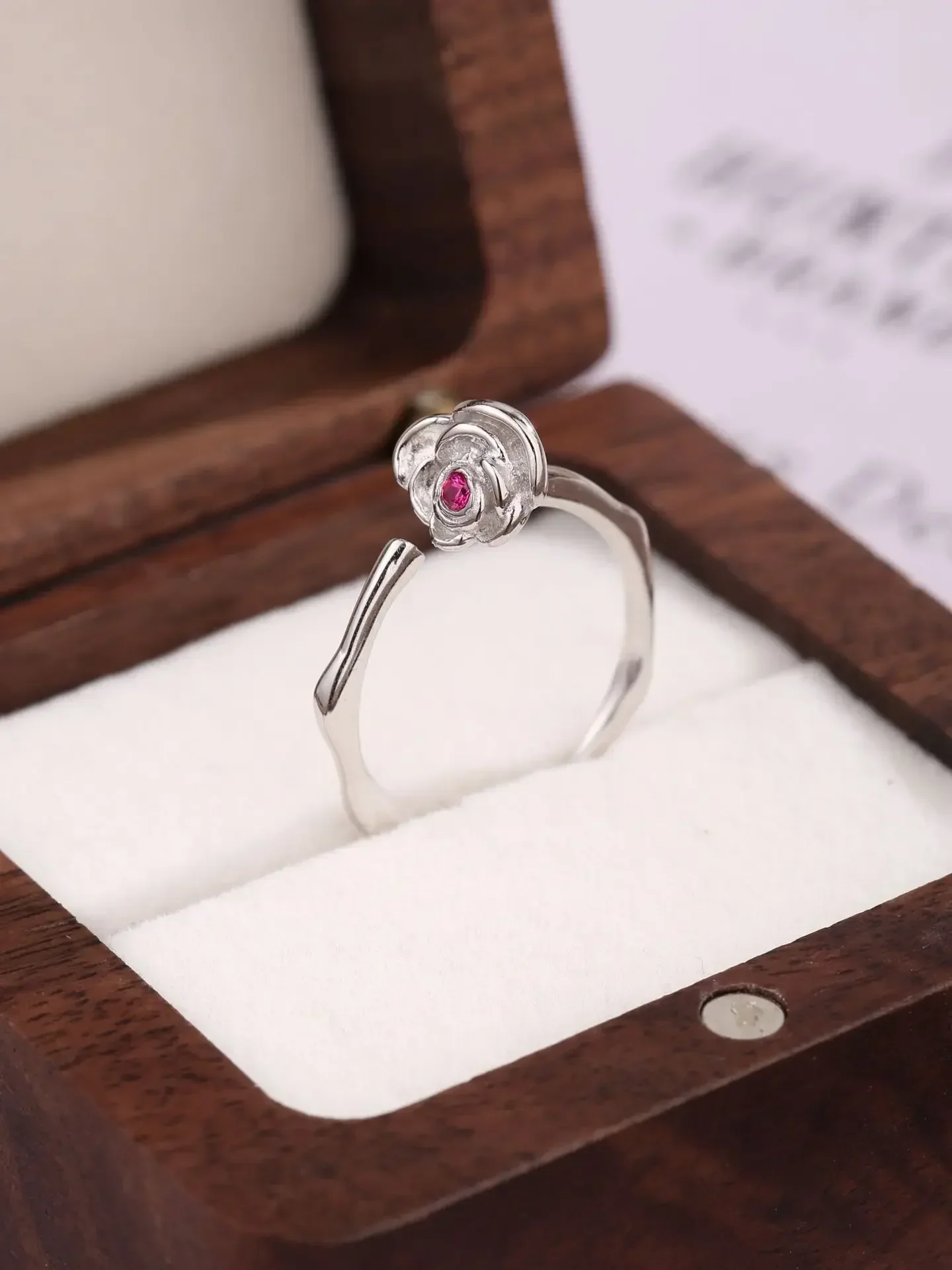 European American Fashion New S925 Sterling Silver Light Luxury anelli da uomo e da donna Flower Branch Advanced Art Open Ring