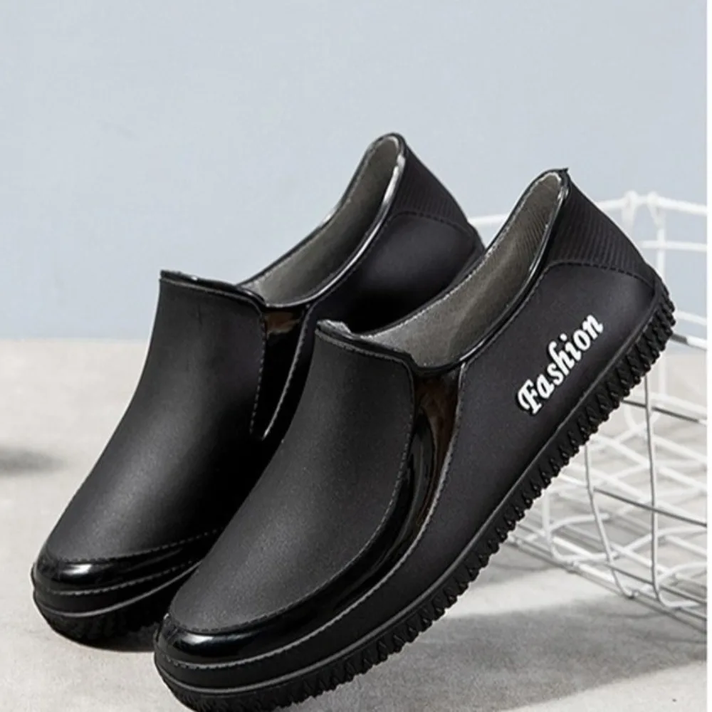 Fashion Waterproof Women's Rain Shoes Low Top Non-Slip Women's Shoes Flat Bottomed Rain Boots for Women Kitchen Car Wash Work view 4