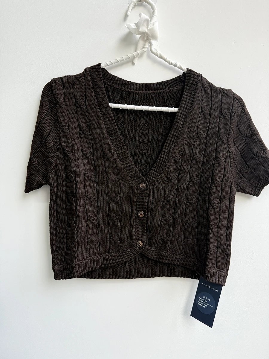 

Brown Knitted Cropped Cardigan Woman Twist Flower V-neck Single Breasted Short Sleeve Crop Tops Autumn Sweet Cotton Knitwear