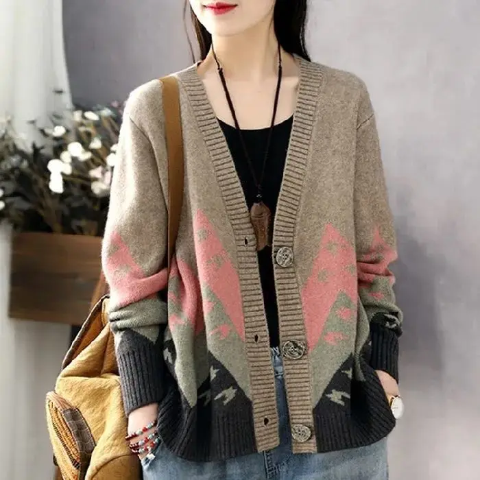 2023 New Autumn and Winter Retro Art Casual Loose Super Oversized V-neck Printed Long Sleeve Versatile Knitted Sweater Cardigan