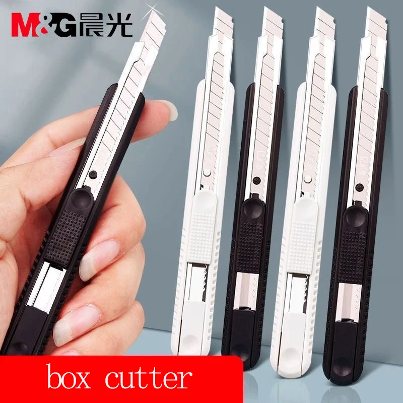 M&G utility knife, 9 mm wide, black and white color scheme, replaceable blade, detachable tail, cutting blade, manual locking fu