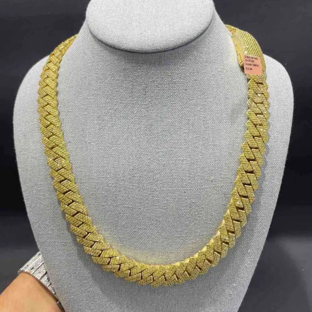 

Iced Out Cuban Link Chain 14 Mm 250 Gm Vvs Lab Grown Diamond Cuban Link Chain Cuban Chain Hip Hop 10k Gold/ Lab Grown Yellow