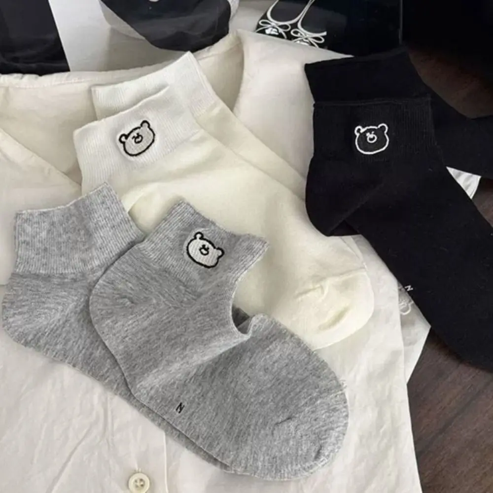 

3Pairs Soft Thin Embroidered Bear Socks Sweet Ins Style Sweet Ankle Socks Female Hosiery Kawaii Short Tube Socks Women Lady