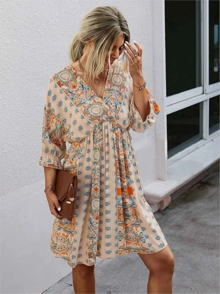 

2025 Summer New Sexy V-neck Waist Printed Dress Casual And Fashionable Mid-sleeved Temperament Beach Vacation Dress